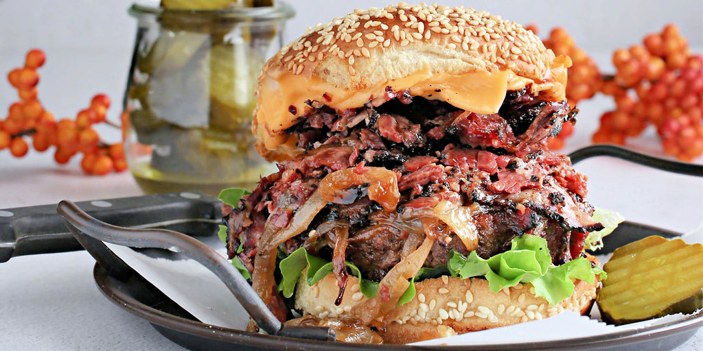 Loaded Pastrami Burger – Carnegie Deli